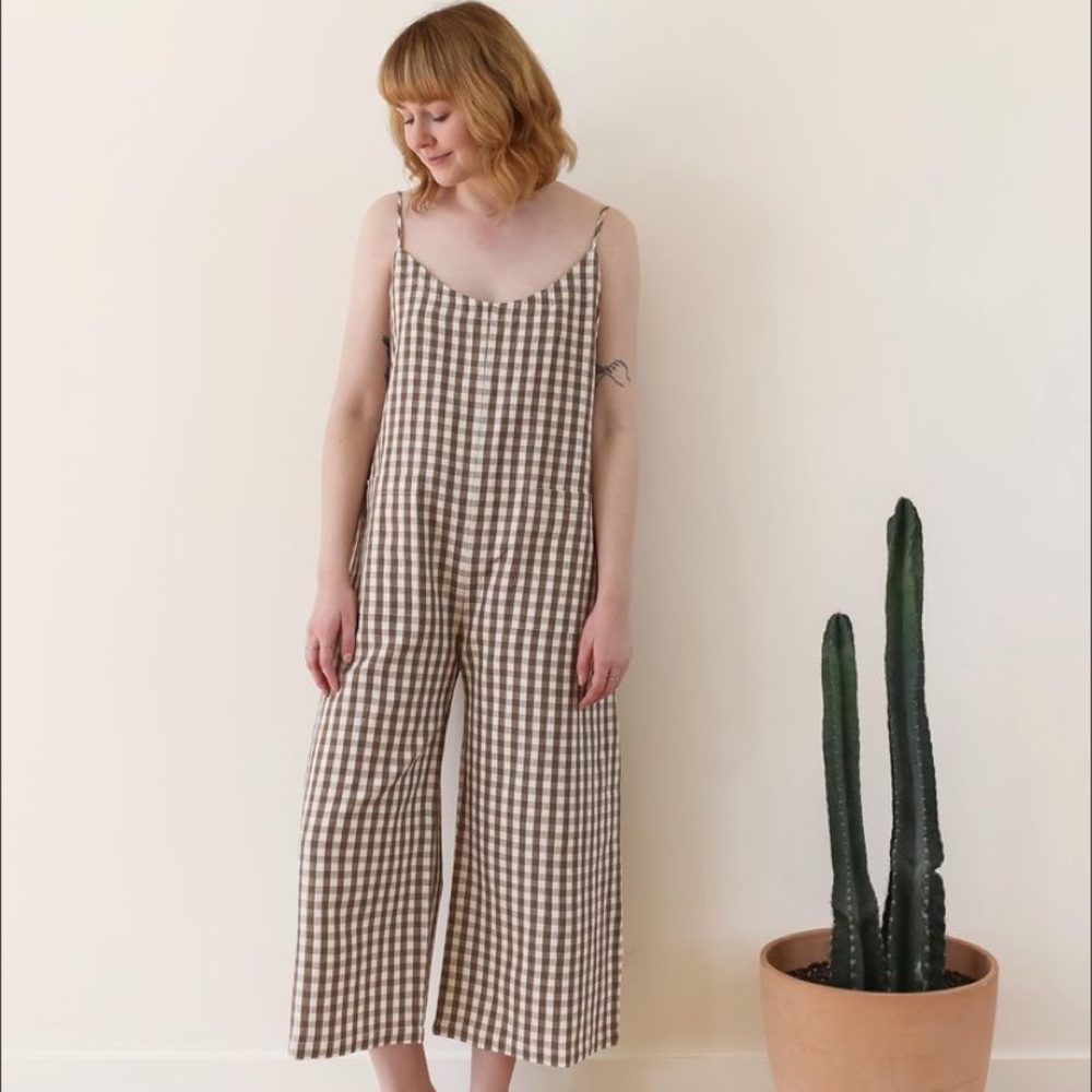 ALI GOLDEN Jumper in Khaki Gingham